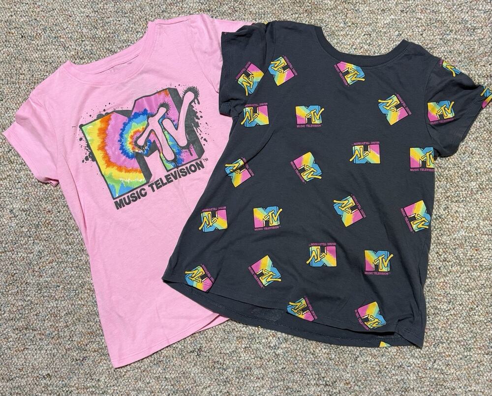 2 MTV Girls 14/16 YXL Graphic Tee Pink + Gray Logo Crew Trendy Music Top T-Shirt
